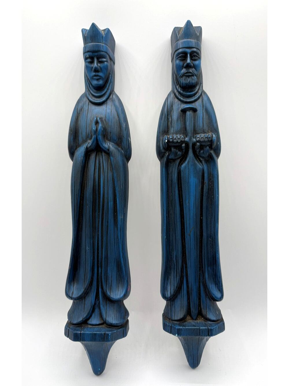 Vintage Atlantic Mold Medieval King & Queen Ceramic Wall Art
